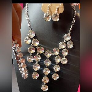 Elegant Silver Statement Necklace Set